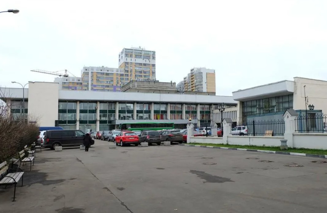 фасад дома, здание по адресу г Москва, ул Мельникова, д 7 стр 1